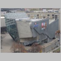 UFA-Kristallpalast in Dresden, photo by Hgzh on Wikipedia.jpg